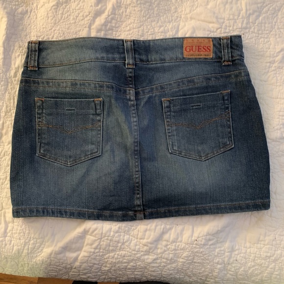 Guess Denim mini skirt & summer blouse - Picture 3 of 7